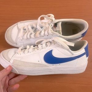 Nike blazer low